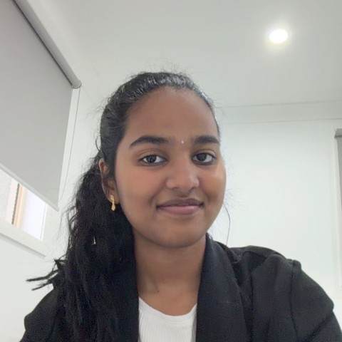 Pooja Undrakonda, 95.90 ATAR tutor at Lux Tuition
